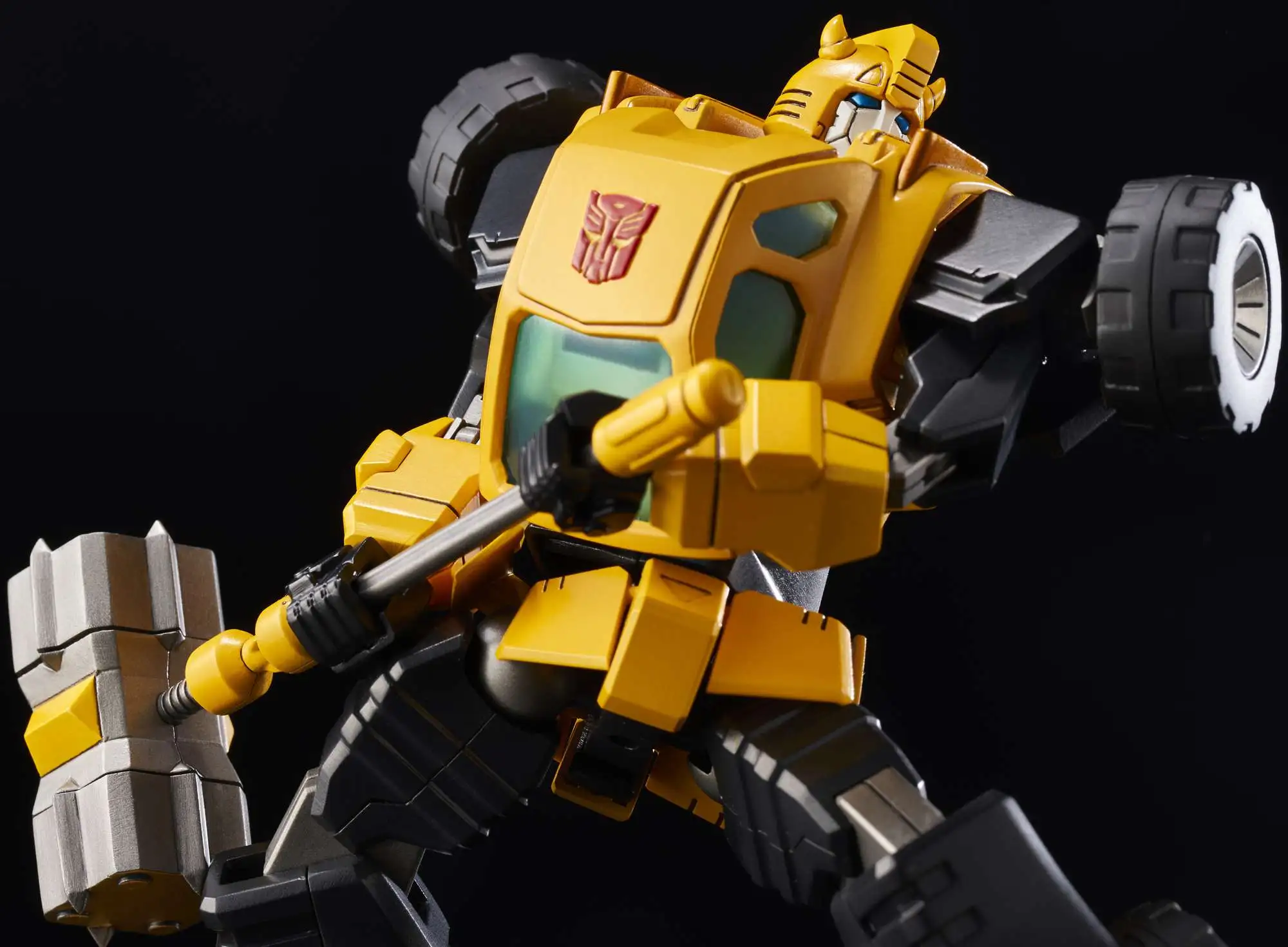 Coupon โ๏ธ Transformers Furai Model Bumble Bee 5.1 Action Figure #04 ๐ - Image 3