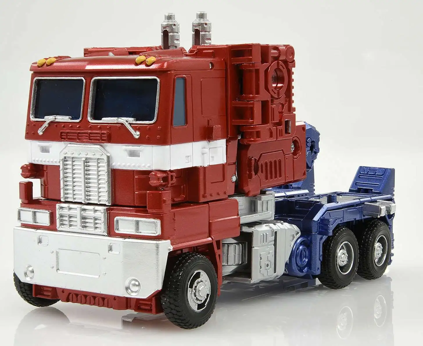 Discount 🌟 Transformers Masterpiece Series Optimus Prime and Tenseg Base Action Figure & Stand ⭐ - Image 2